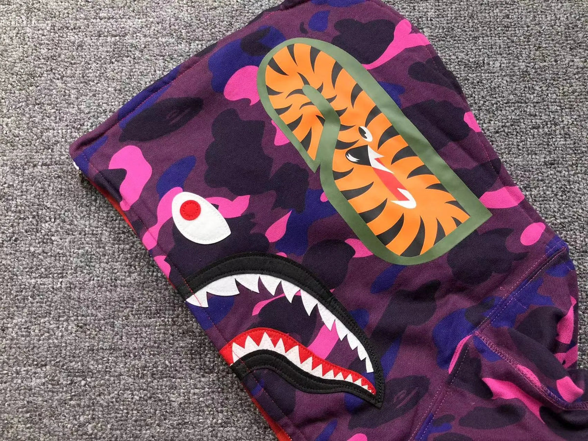 Campera Bape Color Camo Shark Full Zip Rojo Violeta