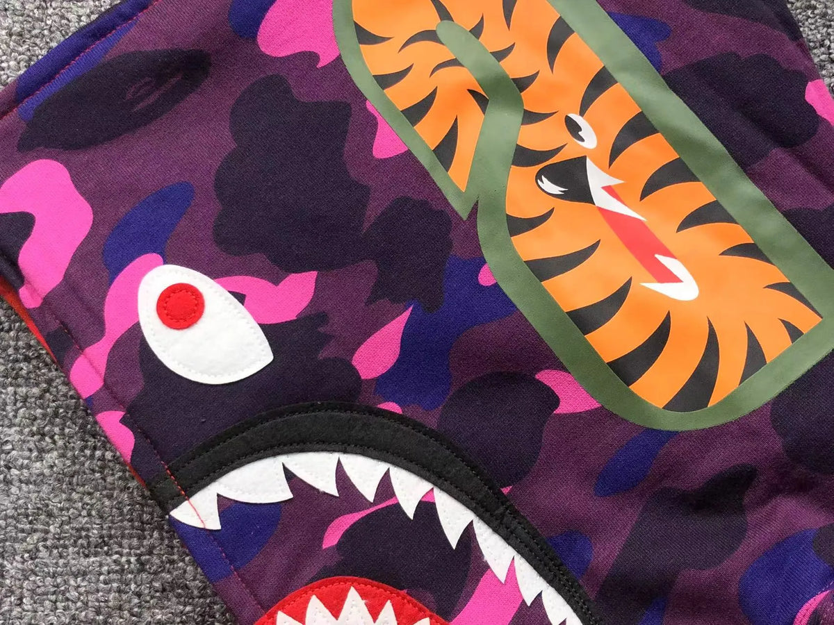 Campera Bape Color Camo Shark Full Zip Rojo Violeta