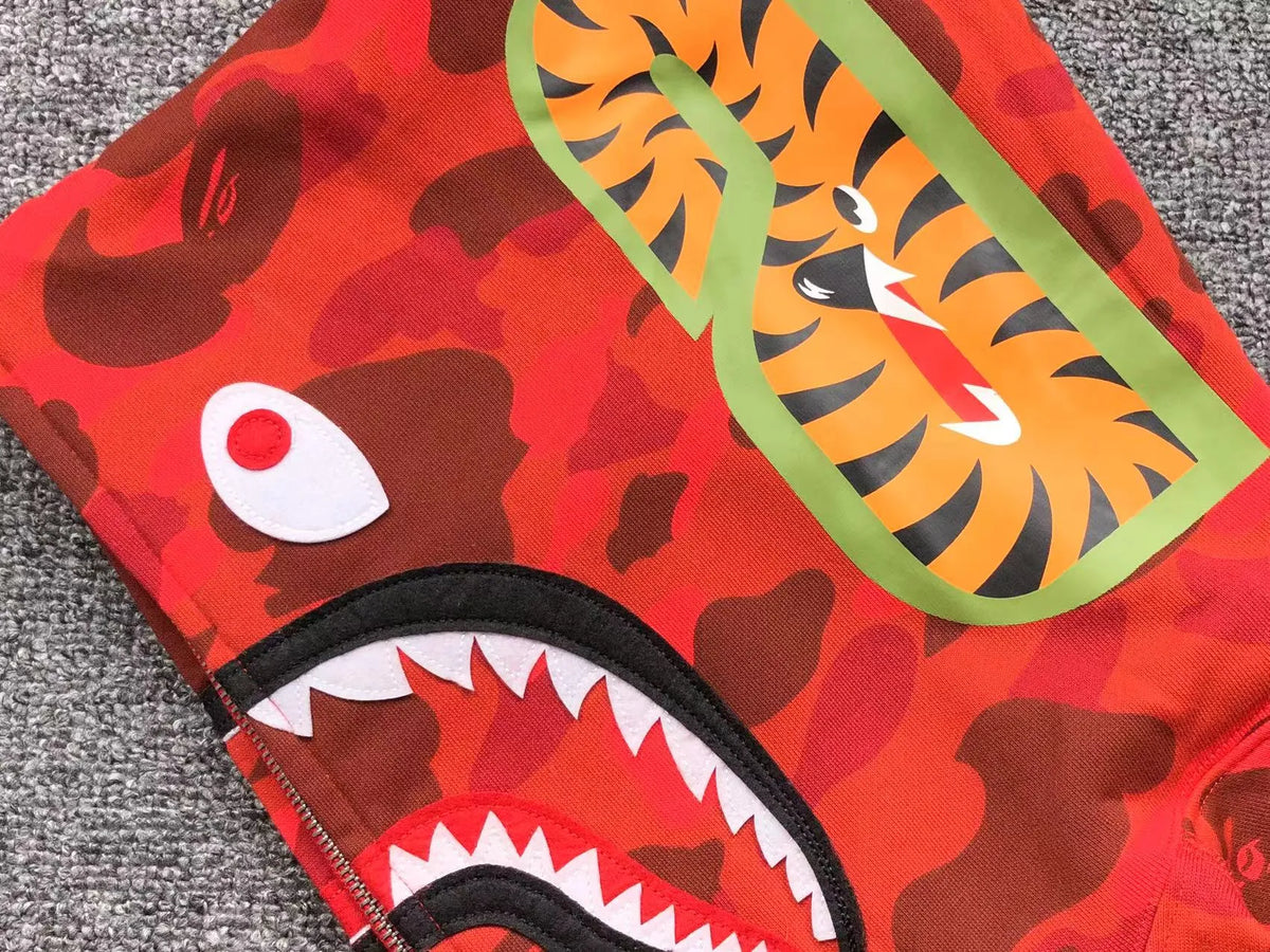 Campera Bape Color Camo Shark Full Zip Roja