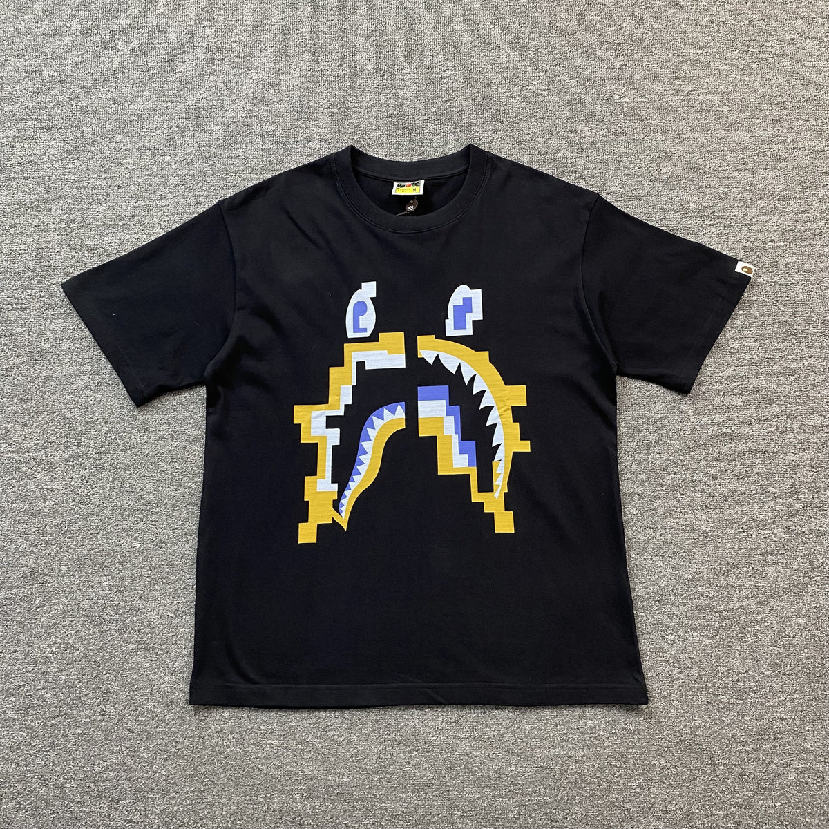 Remera Bape Digital Shark Negra