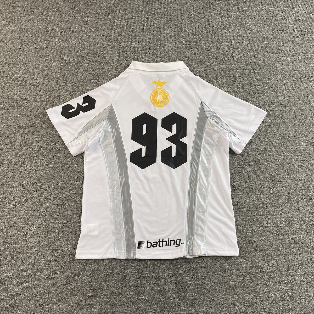 Remera Bape Multi Logo Soccer Jersey Blanca