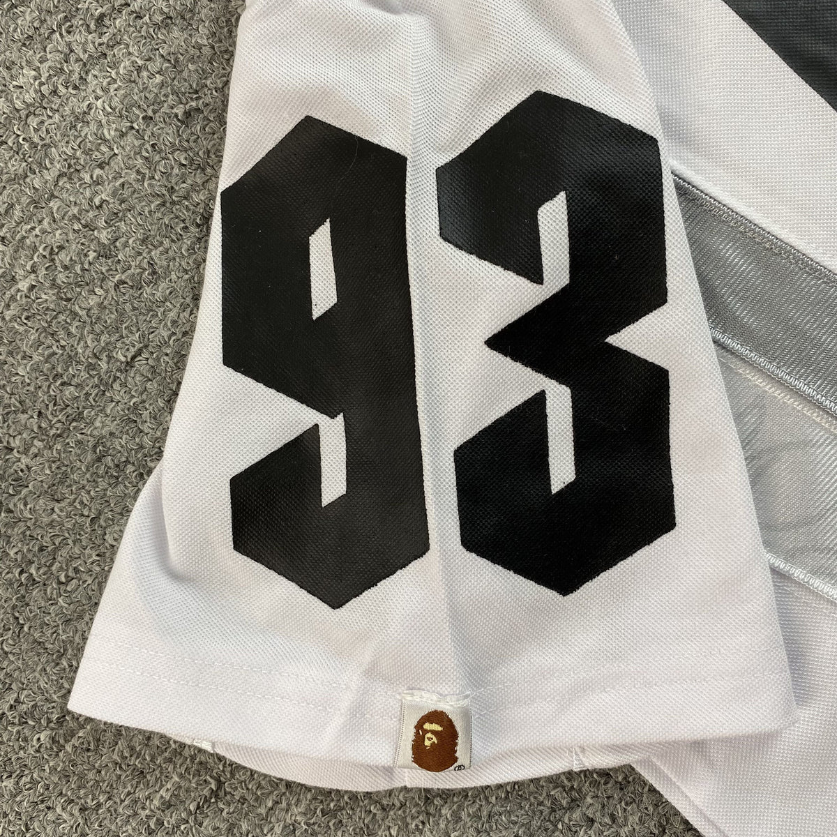 Remera Bape Multi Logo Soccer Jersey Blanca