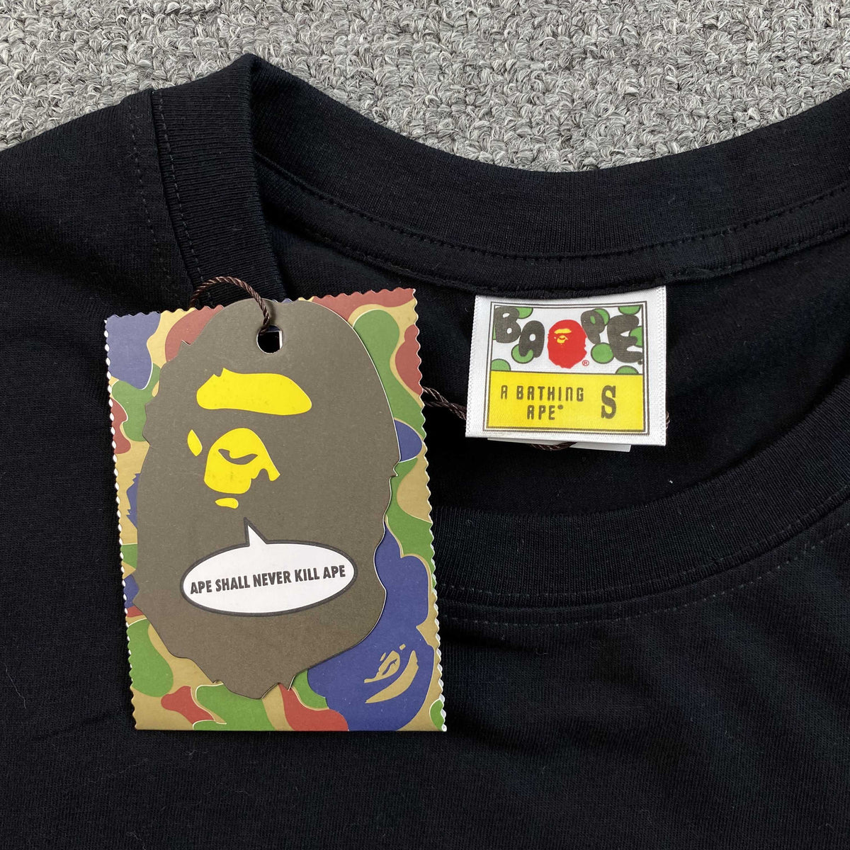 Remera Bape Neon Tokyo Big Ape Head Negra