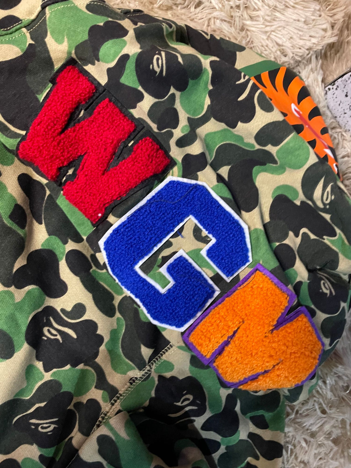 Letras chenille WGM Bape