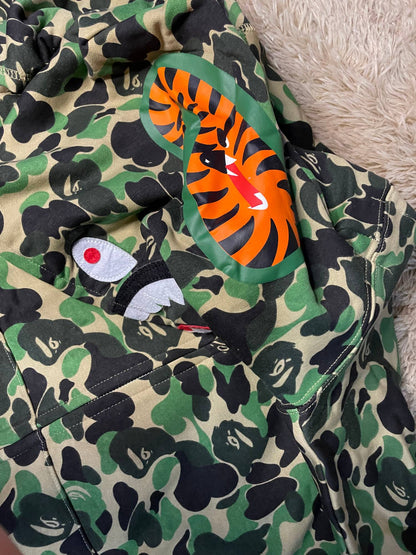 Manga tigre Bape shark