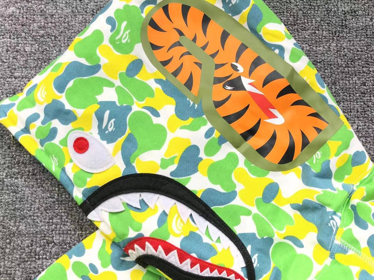 Campera Bape Shark Hk Central Limited Full Zip