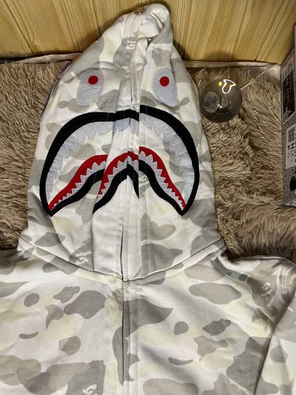 Capucha shark Bape white camo