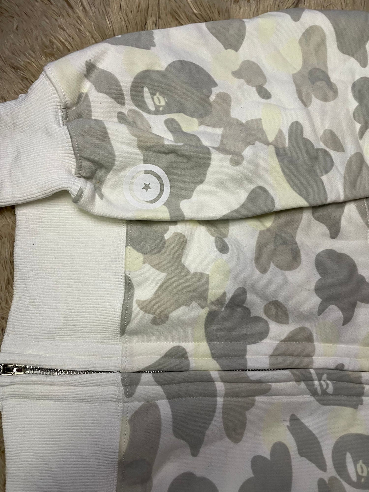 Logo manga Bape shark white camo
