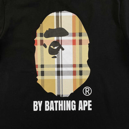 Remera Bape x Burberry Negra