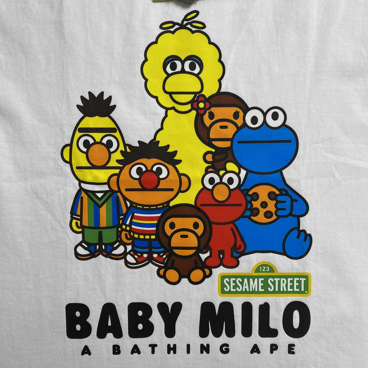 Remera Bape x Sesame Street Blanca