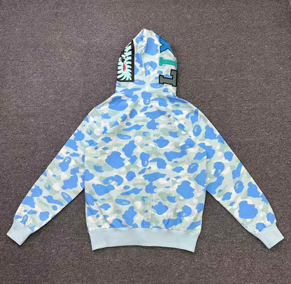 Campera Bape x Stray Kids Felix Shark Celeste
