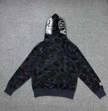 Campera Bape x Stray Kids Hyunjin Shark Negra