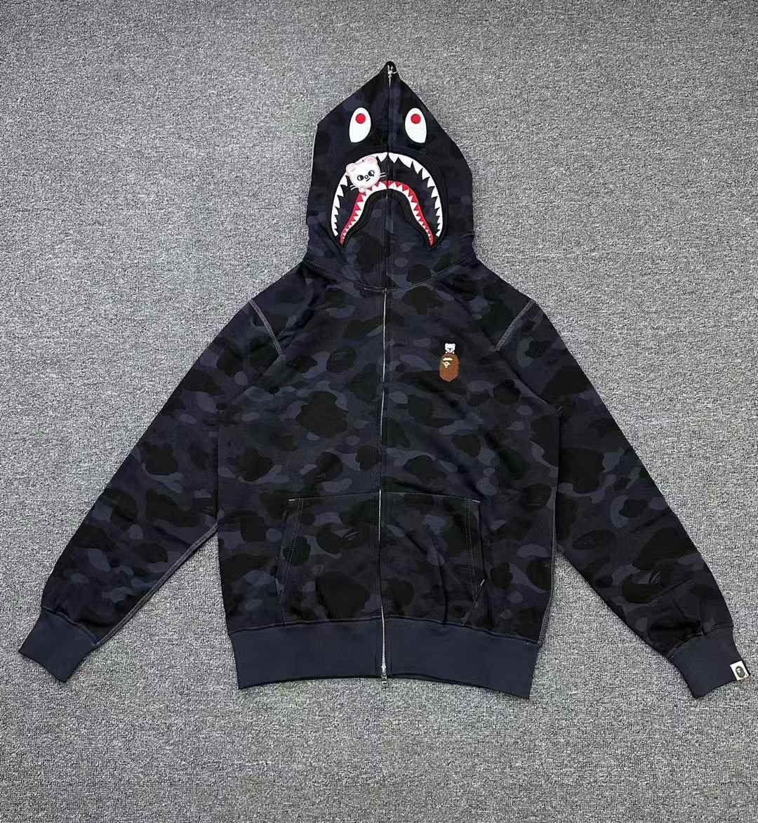 Campera Bape x Stray Kids Hyunjin Shark Negra