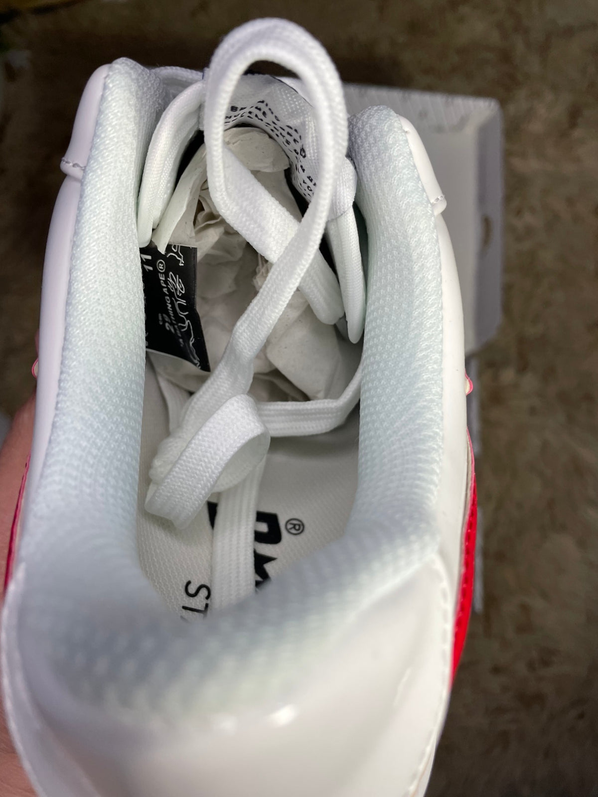 Bapesta Shark blanca y roja