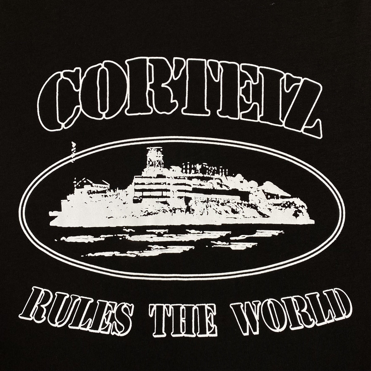 Remera Corteiz Alcatraz Rules The World Negra