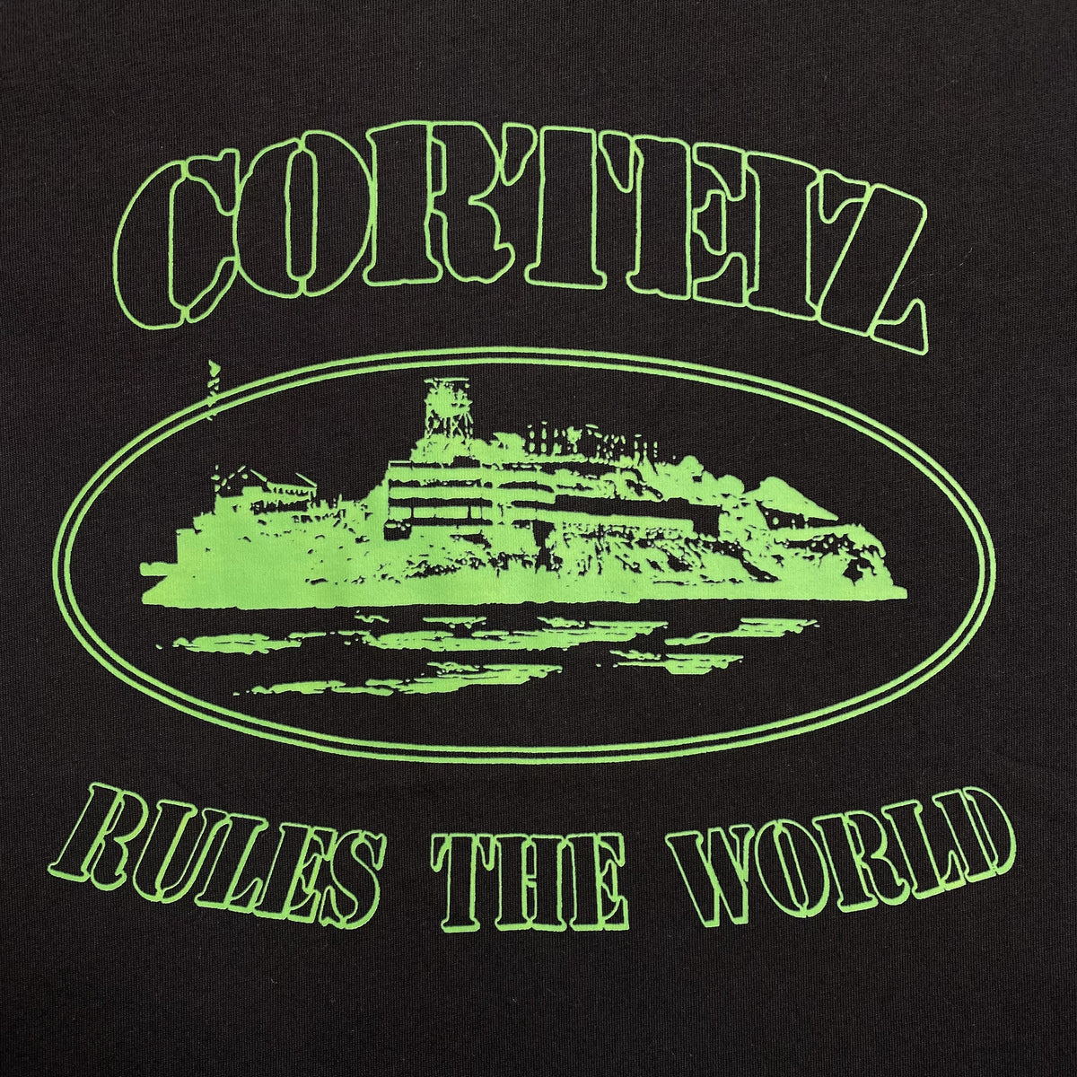 Remera Corteiz Alcatraz Rules The World Negra