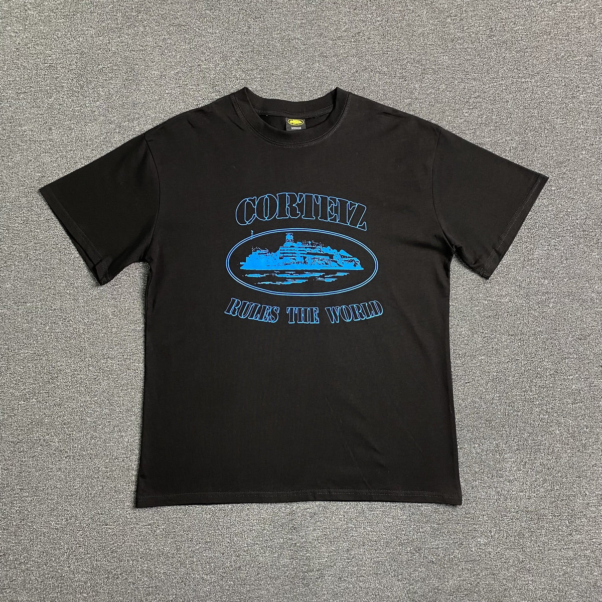 Remera Corteiz Alcatraz Rules The World Negra
