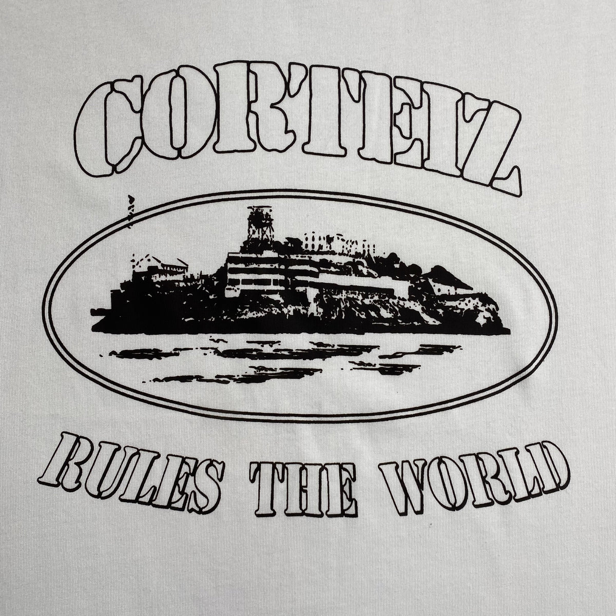 Remera Corteiz Alcatraz Rules The World Blanca