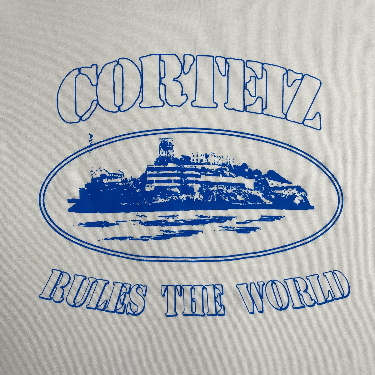 Remera Corteiz Alcatraz Rules The World Blanca