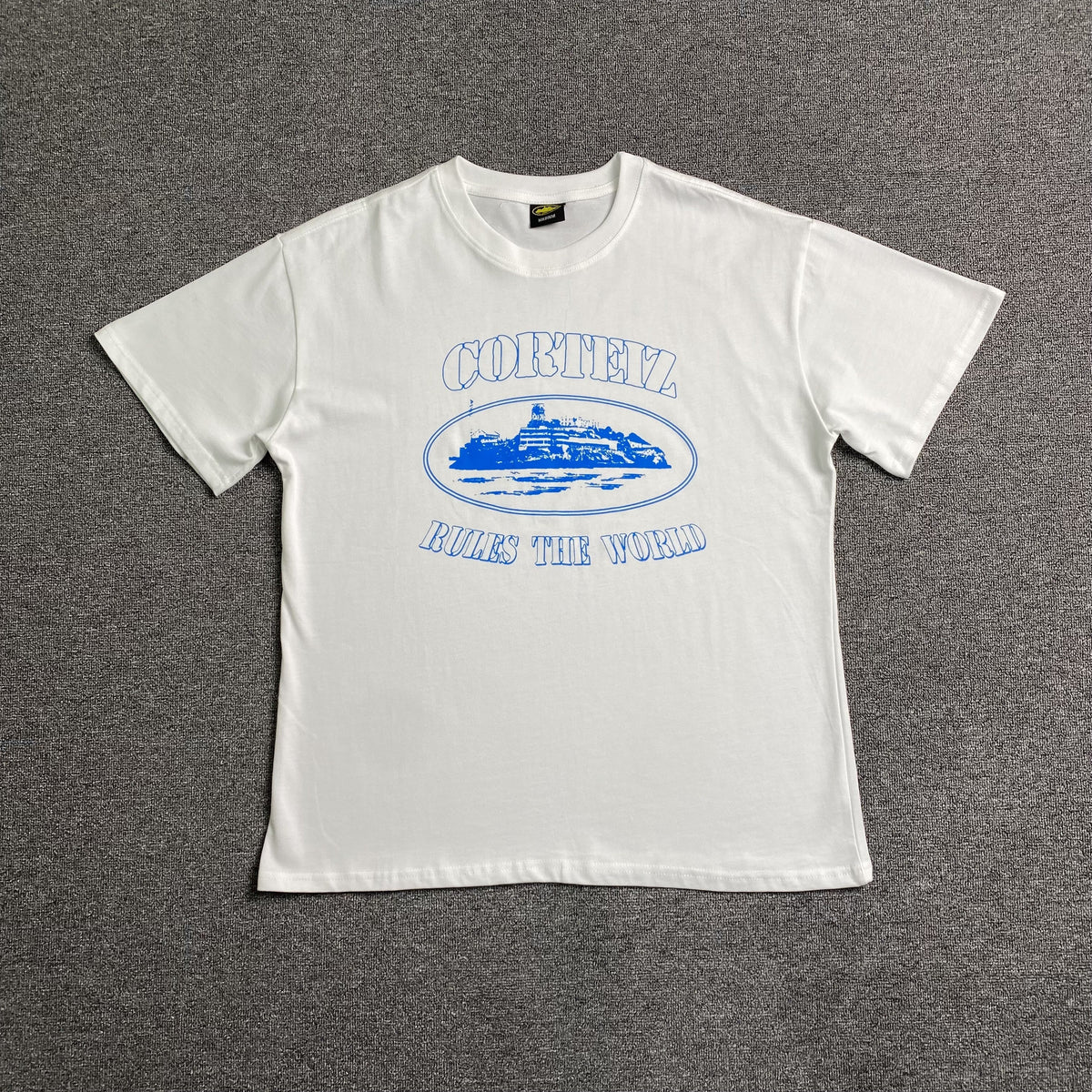 Remera Corteiz Alcatraz Rules The World Blanca