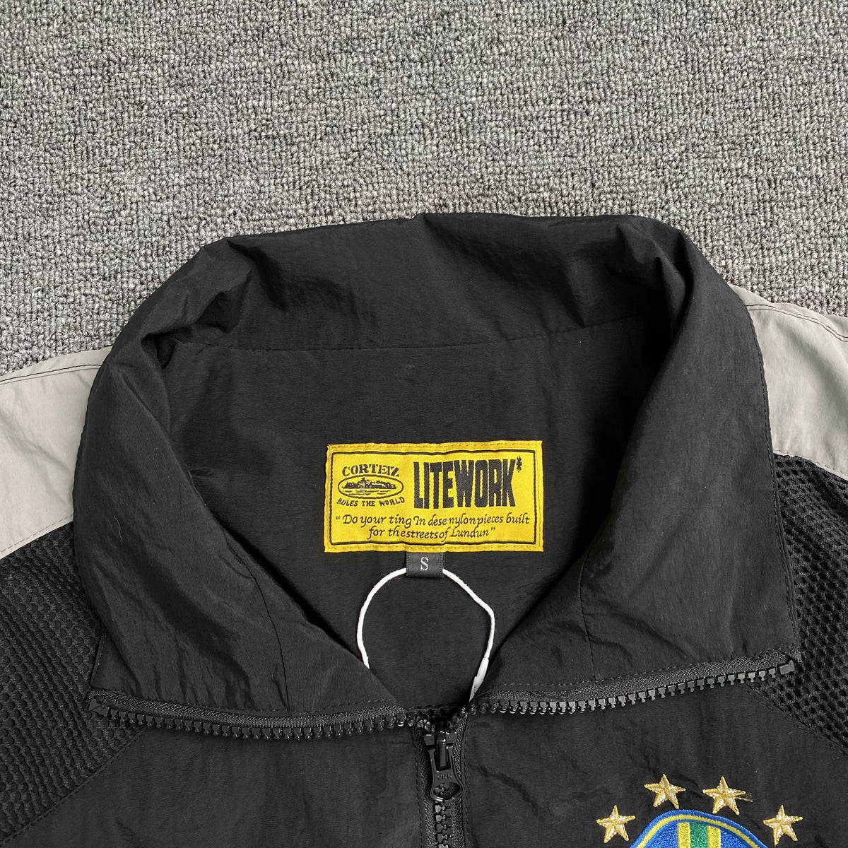 Campera Corteiz Brasil Olympic Shuku Negra