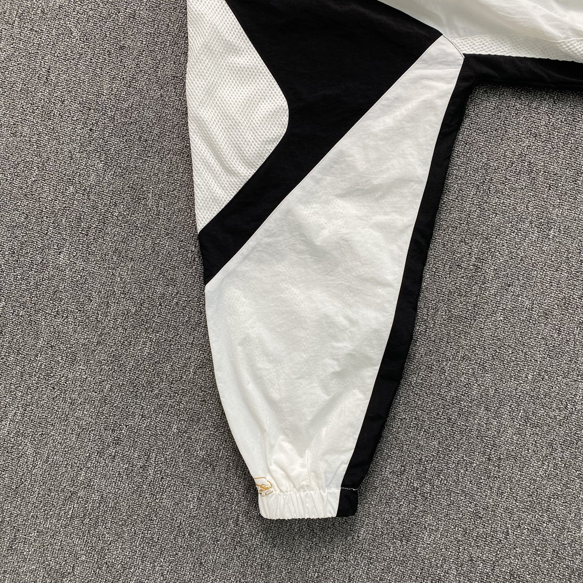 Campera Corteiz Brasil Olympic Shuku Blanca