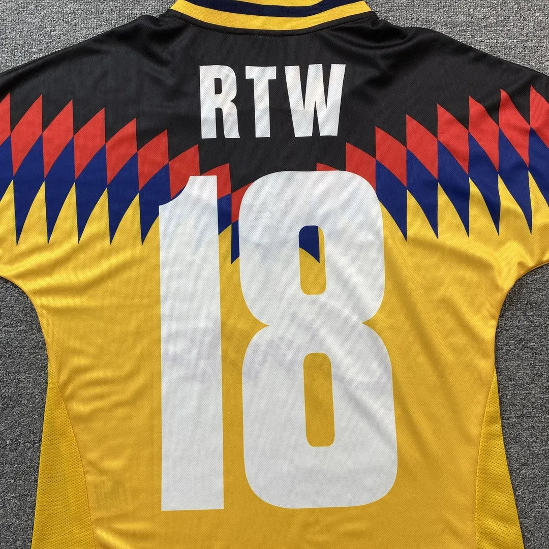 Camiseta Corteiz Club Rtw Amarilla