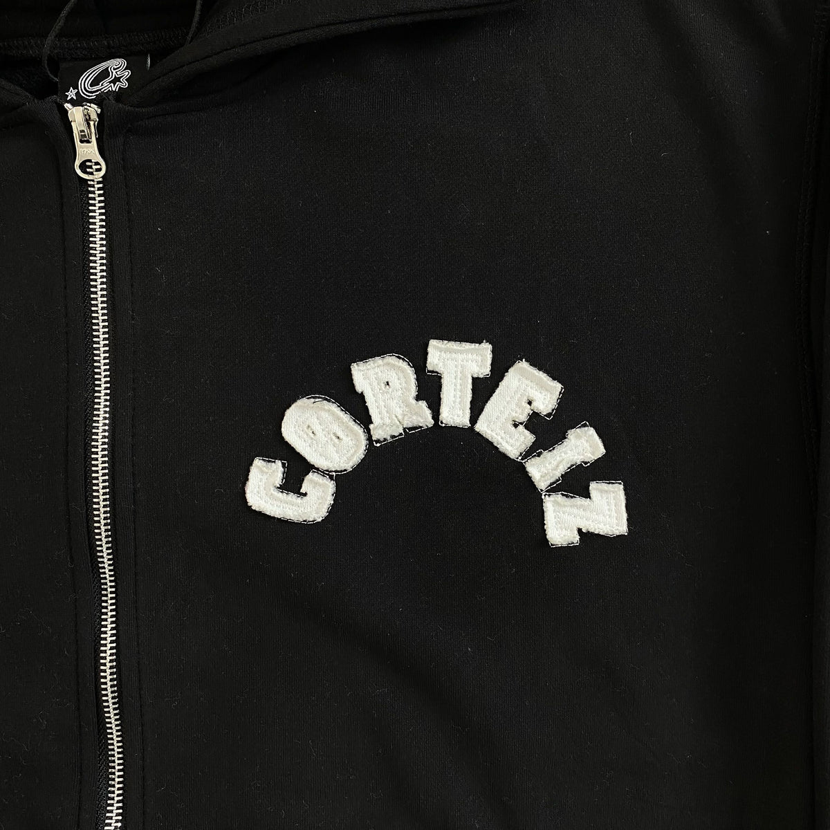 Campera Corteiz Colly Arch Negra