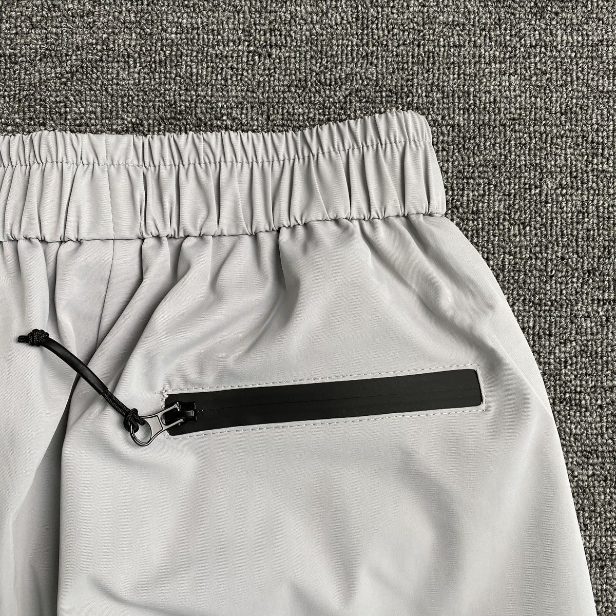 Pantalon Corteiz Elitework Shell Gris