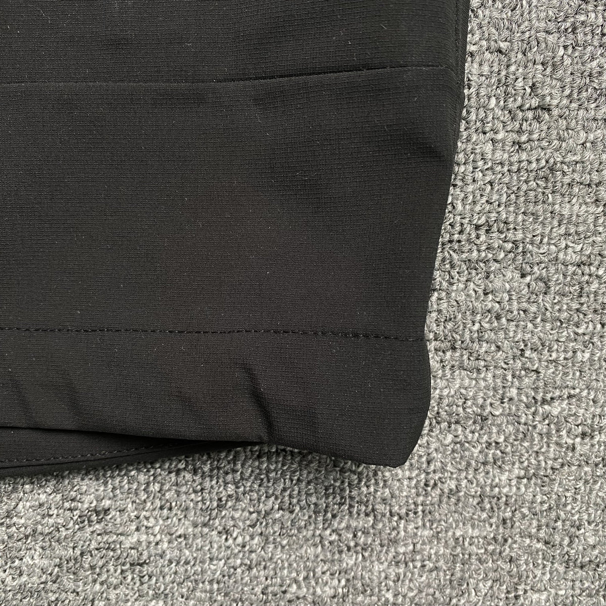 Campera Corteiz Elitework Waterproof Shell Negra