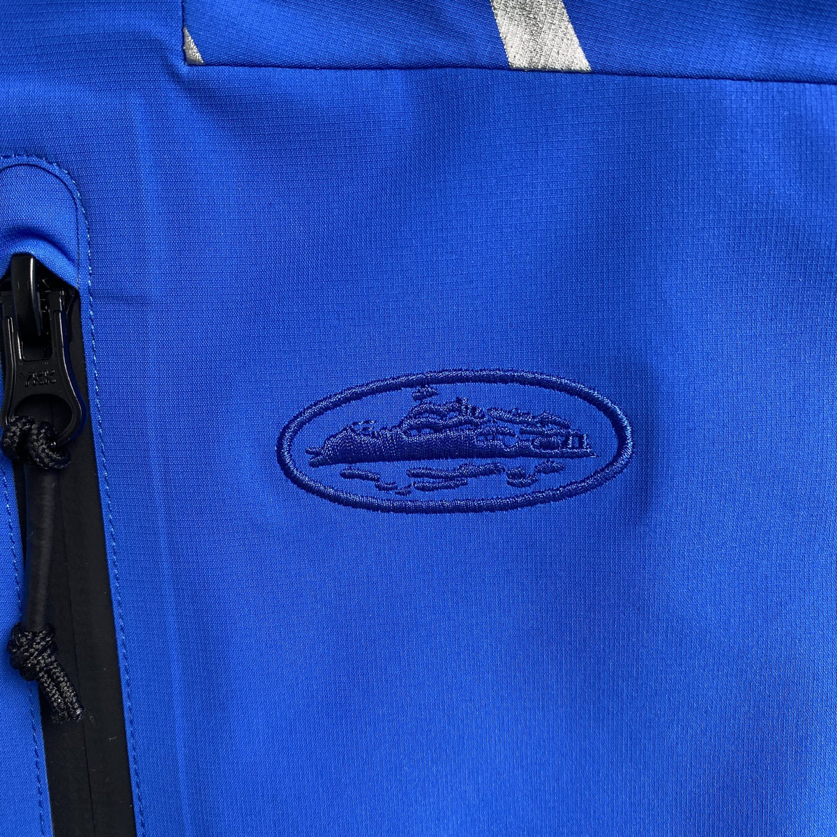 Campera Corteiz Elitework Waterproof Shell Azul