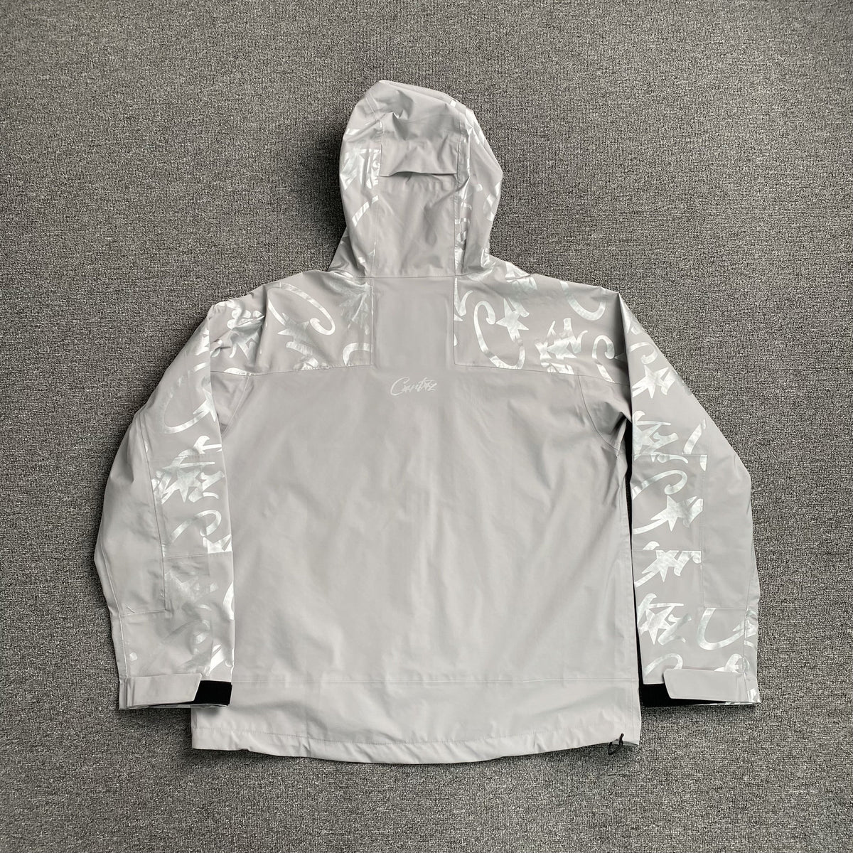 Campera Corteiz Elitework Waterproof Shell Gris