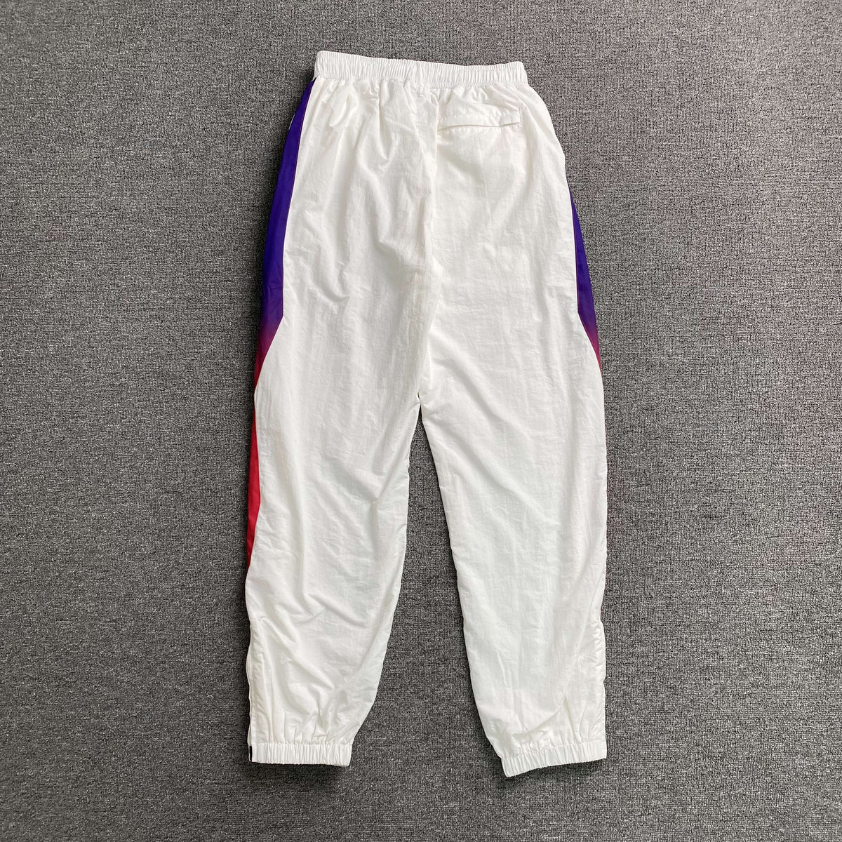 Pantalon Corteiz Gradient Litework Blanco