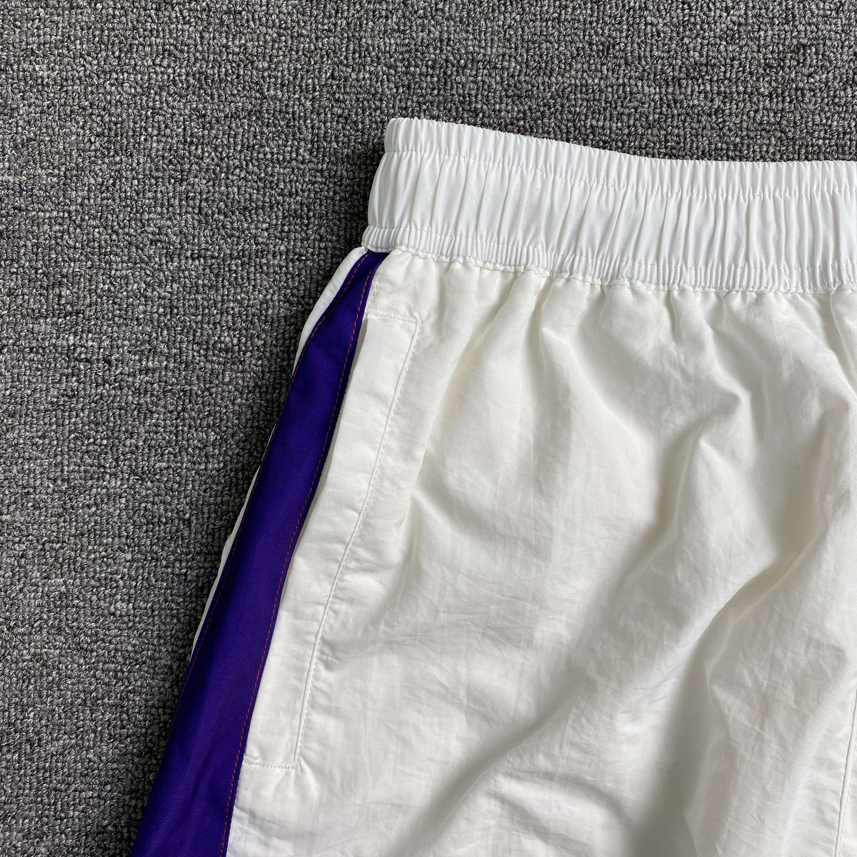 Pantalon Corteiz Gradient Litework Blanco