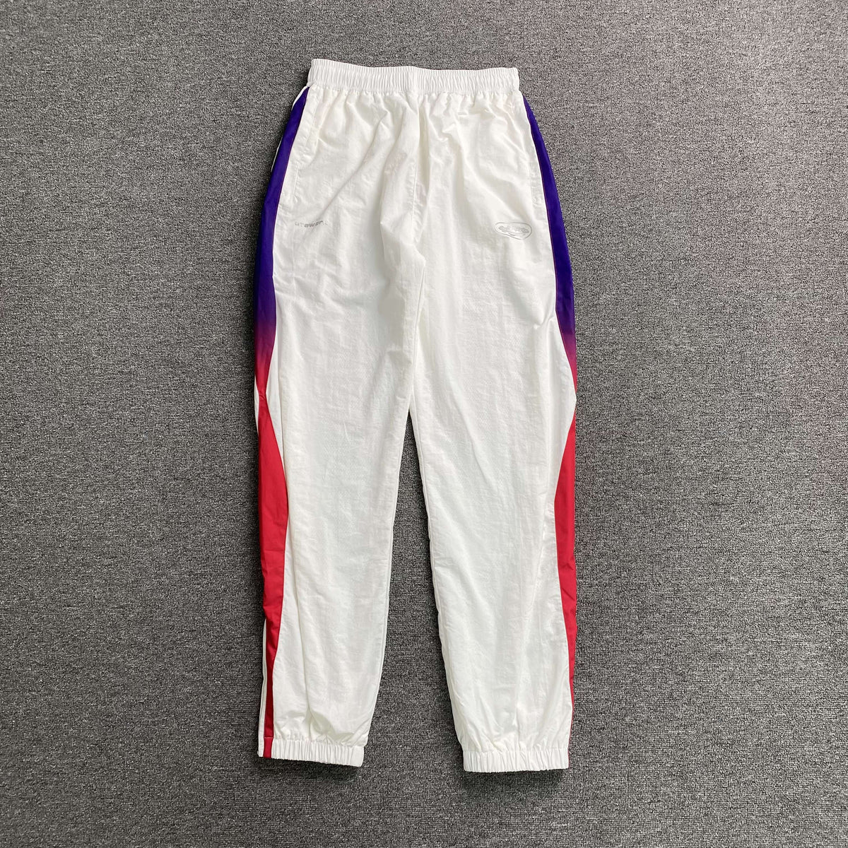 Pantalon Corteiz Gradient Litework Blanco