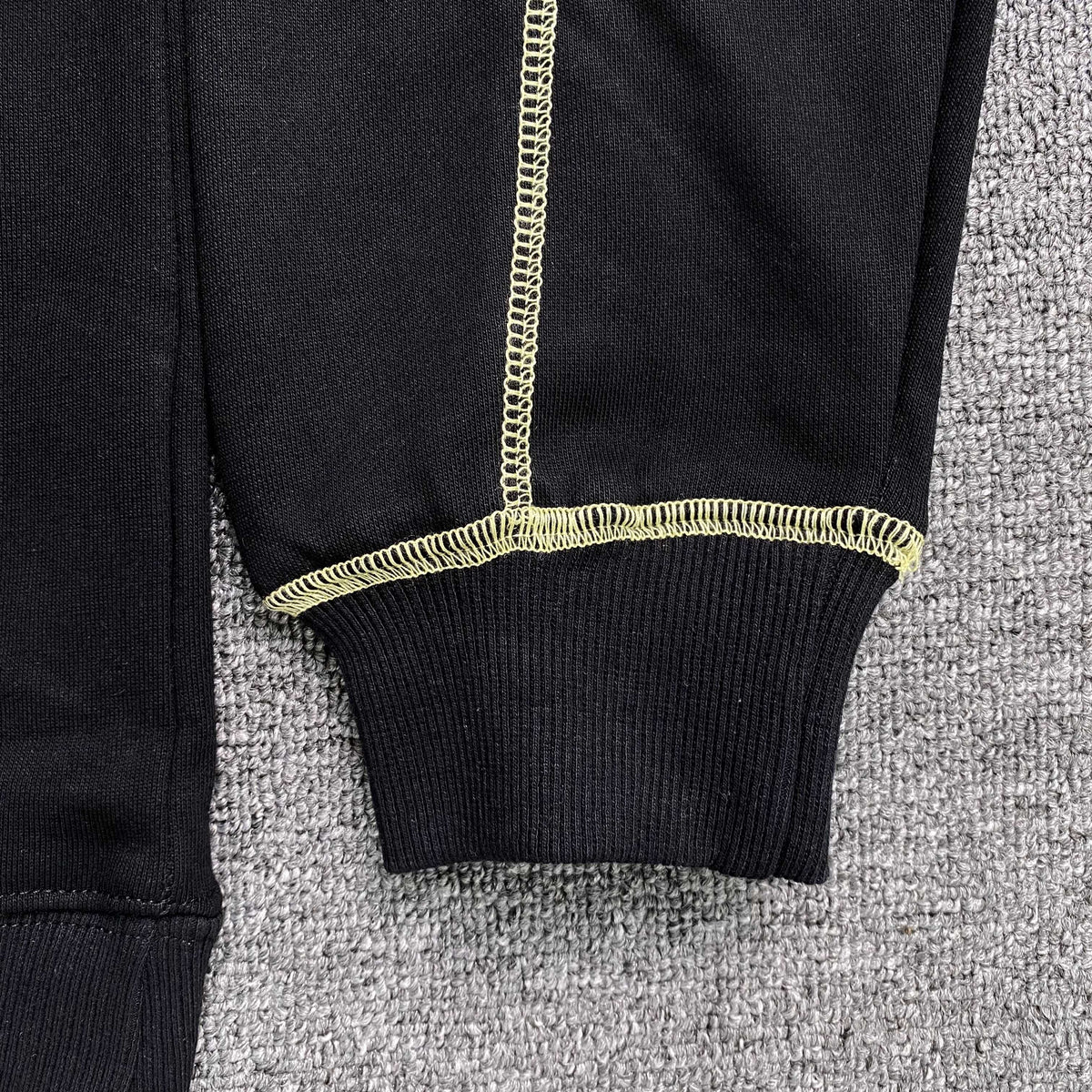 Buzo Corteiz HMP V2 Hoodie Negro