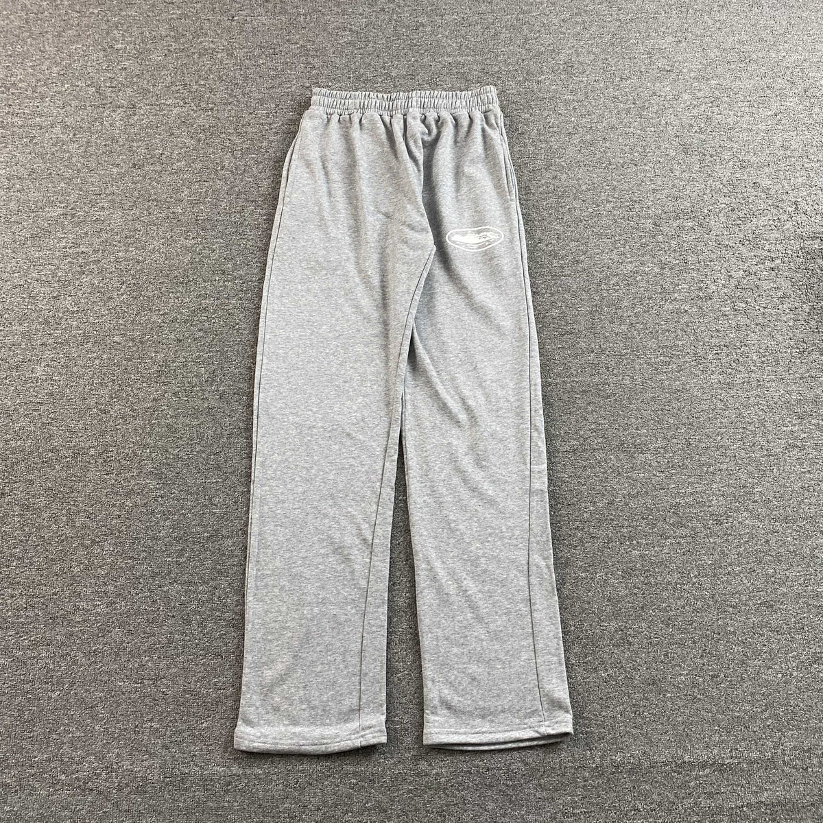 Pantalon Corteiz Island Puff Print Open Hem Gris