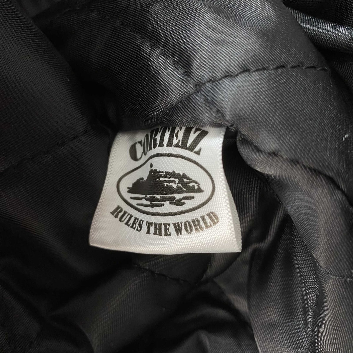 Campera Corteiz Da Skydive Cuero Bordó