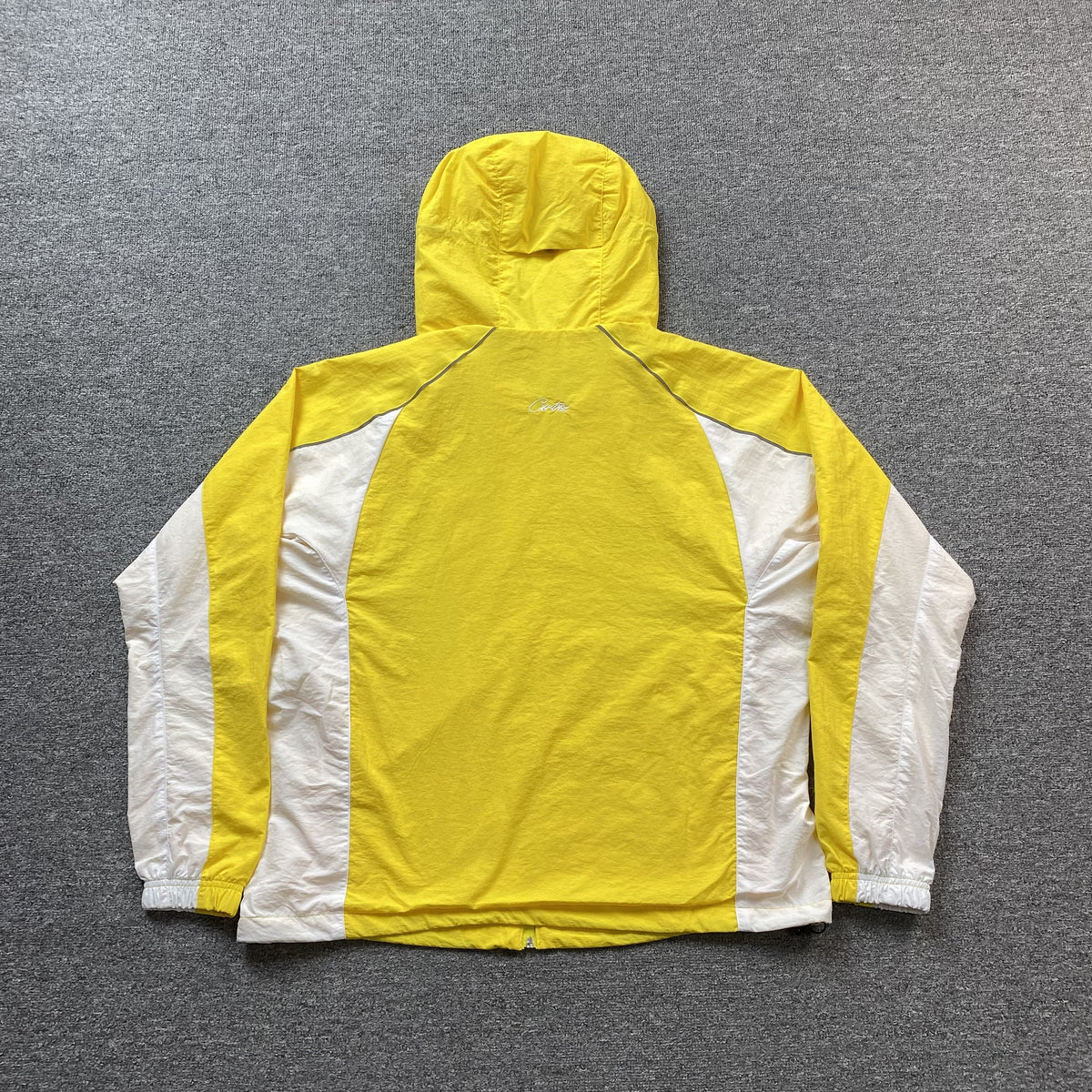 Campera Corteiz Spring Amarilla