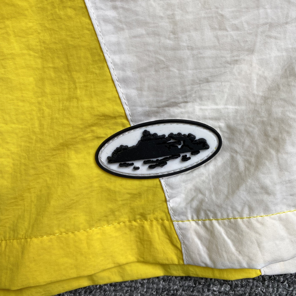 Shorts Corteiz Spring Amarillo