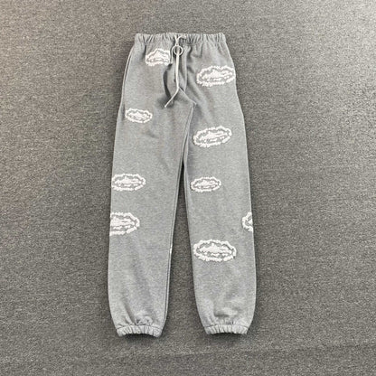Pantalon Corteiz x Denim Tears Island Wreath Gris