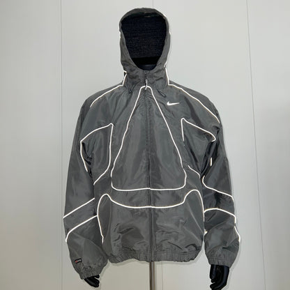 Campera Corteiz x Nike NRG Onyx Gris