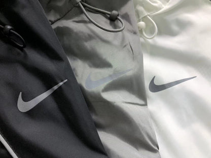 Campera Corteiz x Nike NRG Onyx Blanca