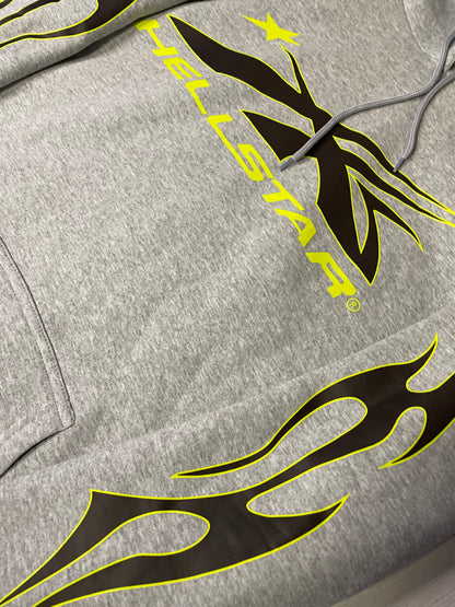 Hoodie Hellstar detalle estampado