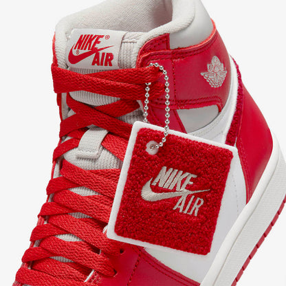 JORDAN 1 HIGH OG WMNS NEWSTALGIA