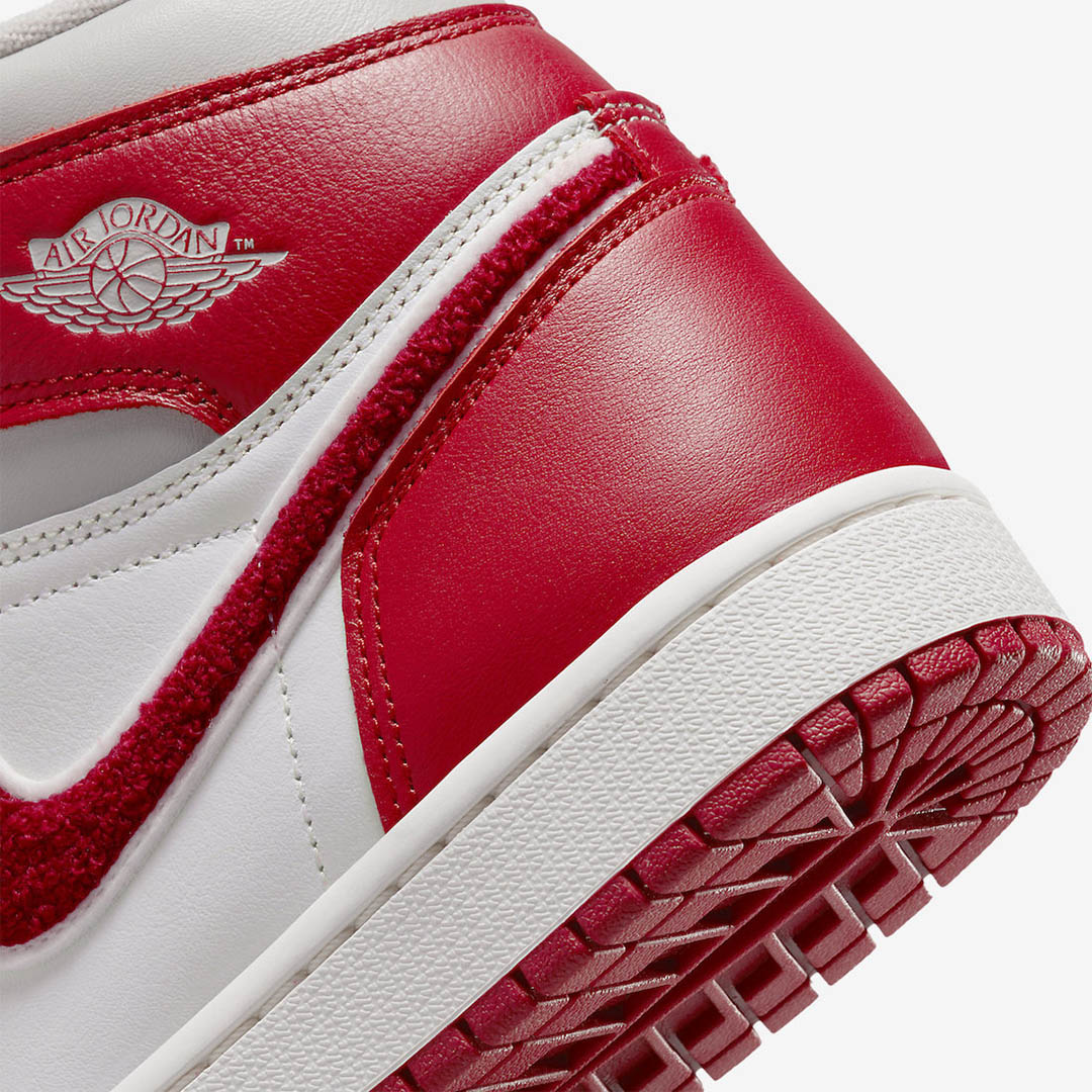 JORDAN 1 HIGH OG WMNS NEWSTALGIA