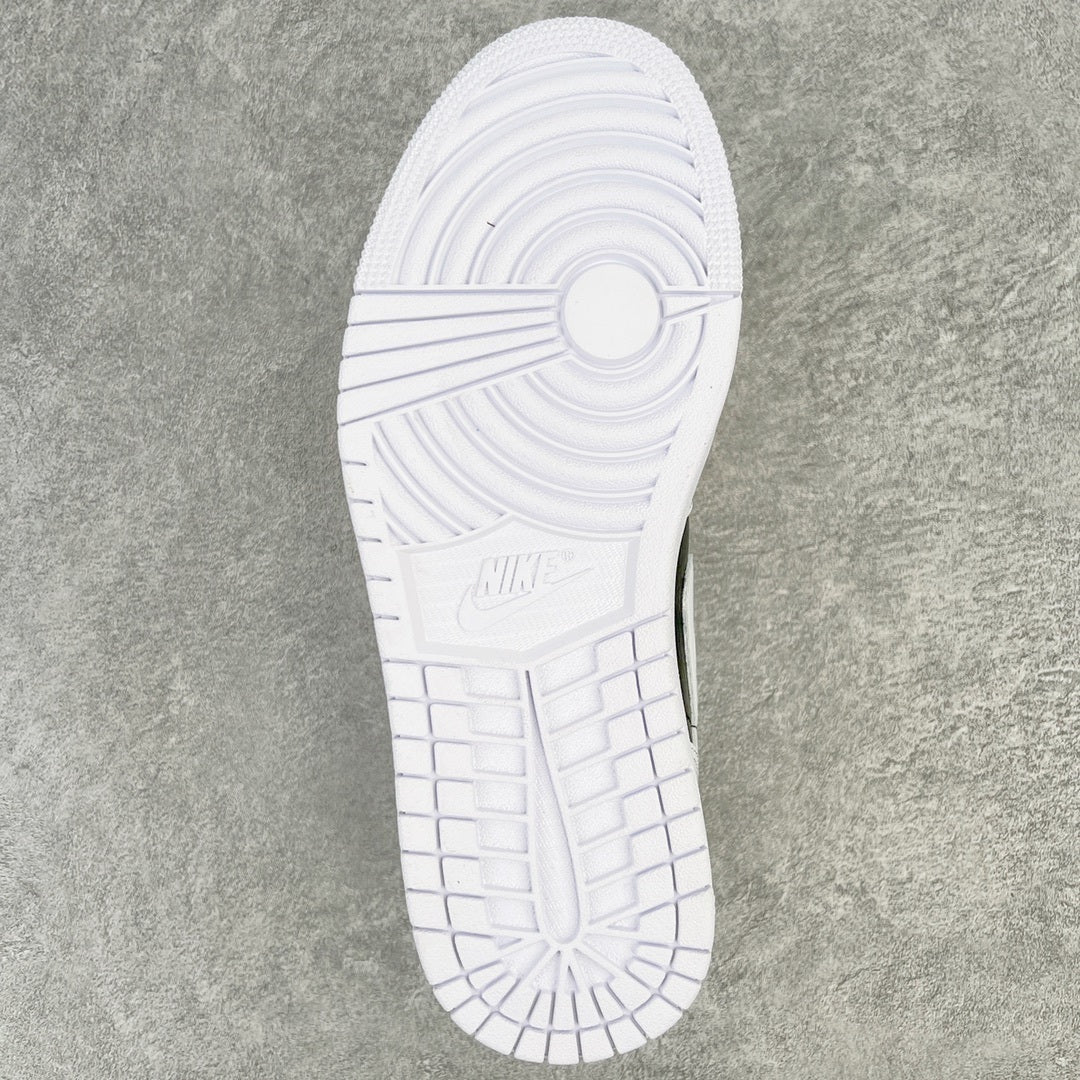 JORDAN 1 LOW PANDA