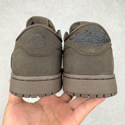 Jordan 1 Low X Travis Scott Velvet Brown