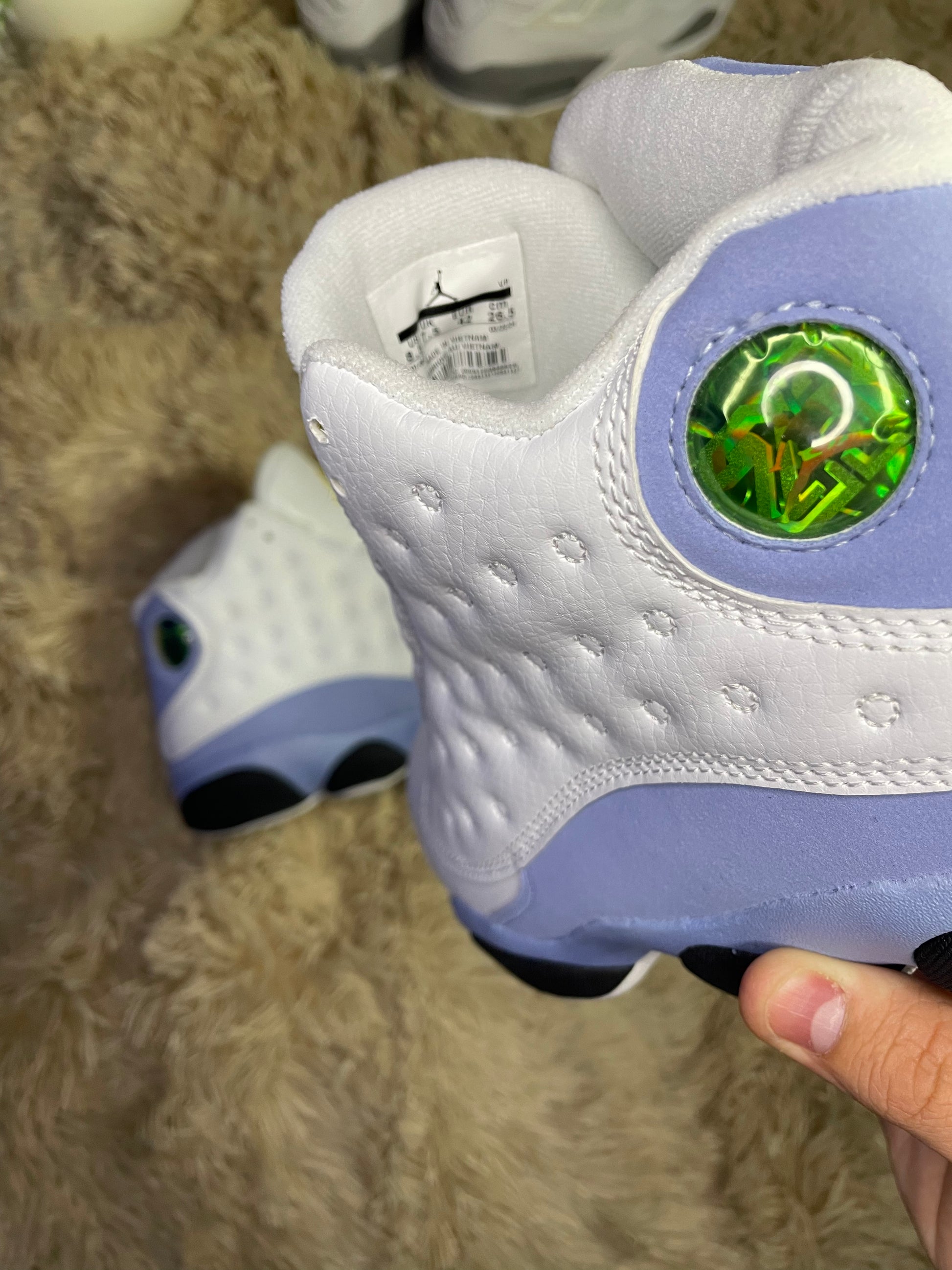 Air Jordan 13 White University Blue lengueta