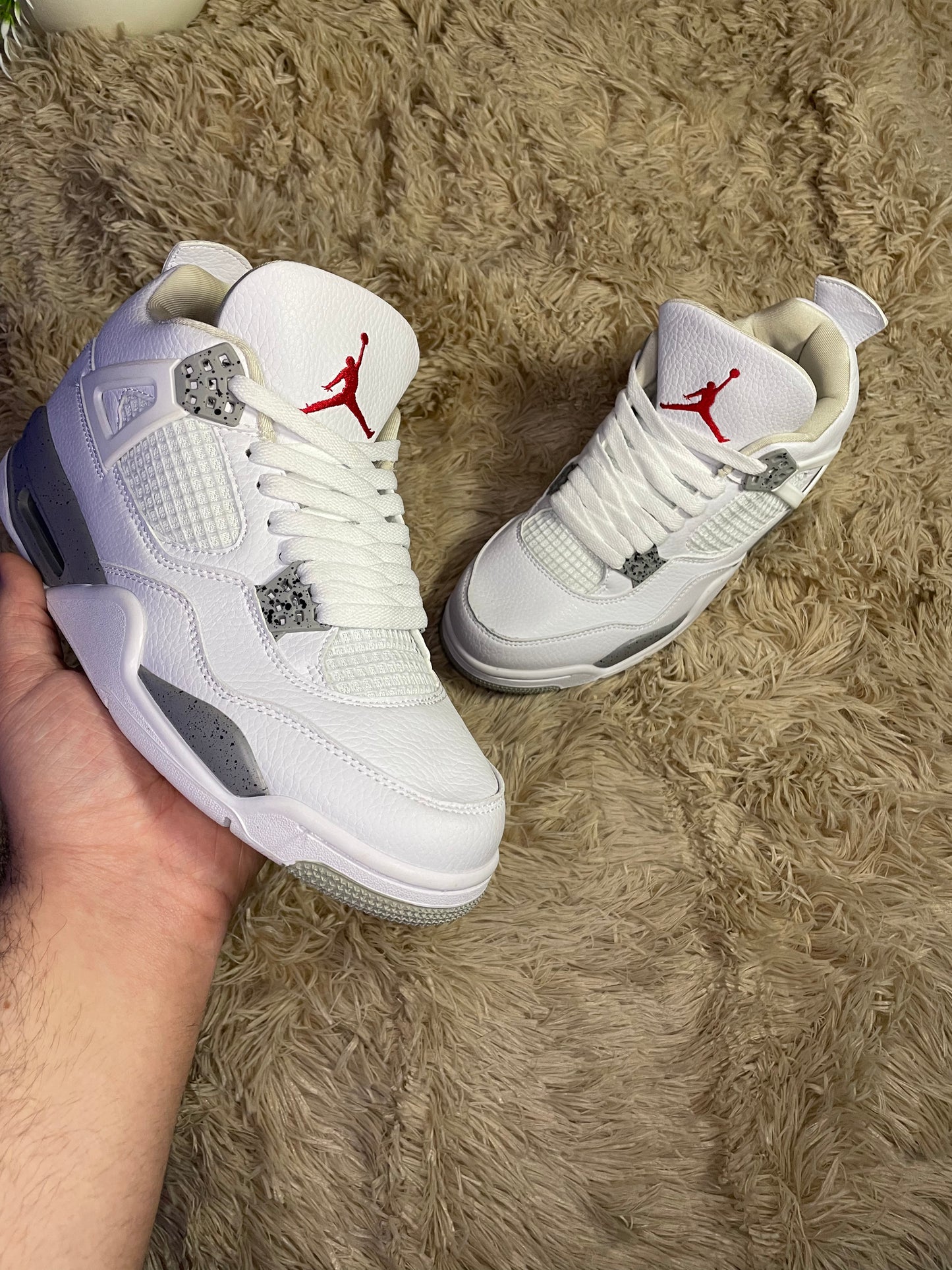 Air Jordan 4 White Oreo lengueta